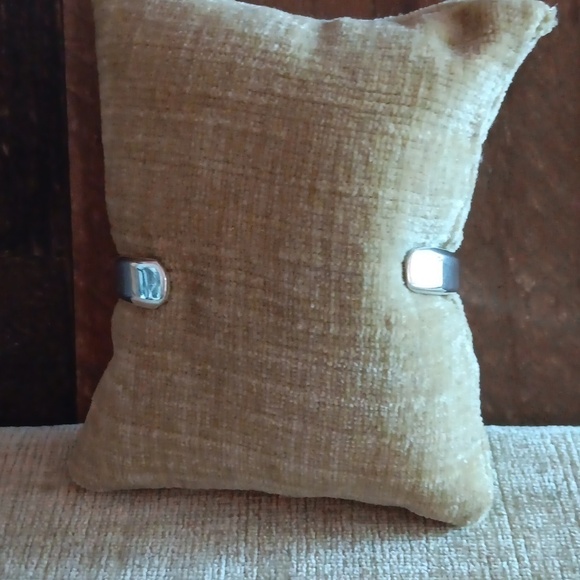 925 Silver Cuff Bracelet - Picture 3 of 8